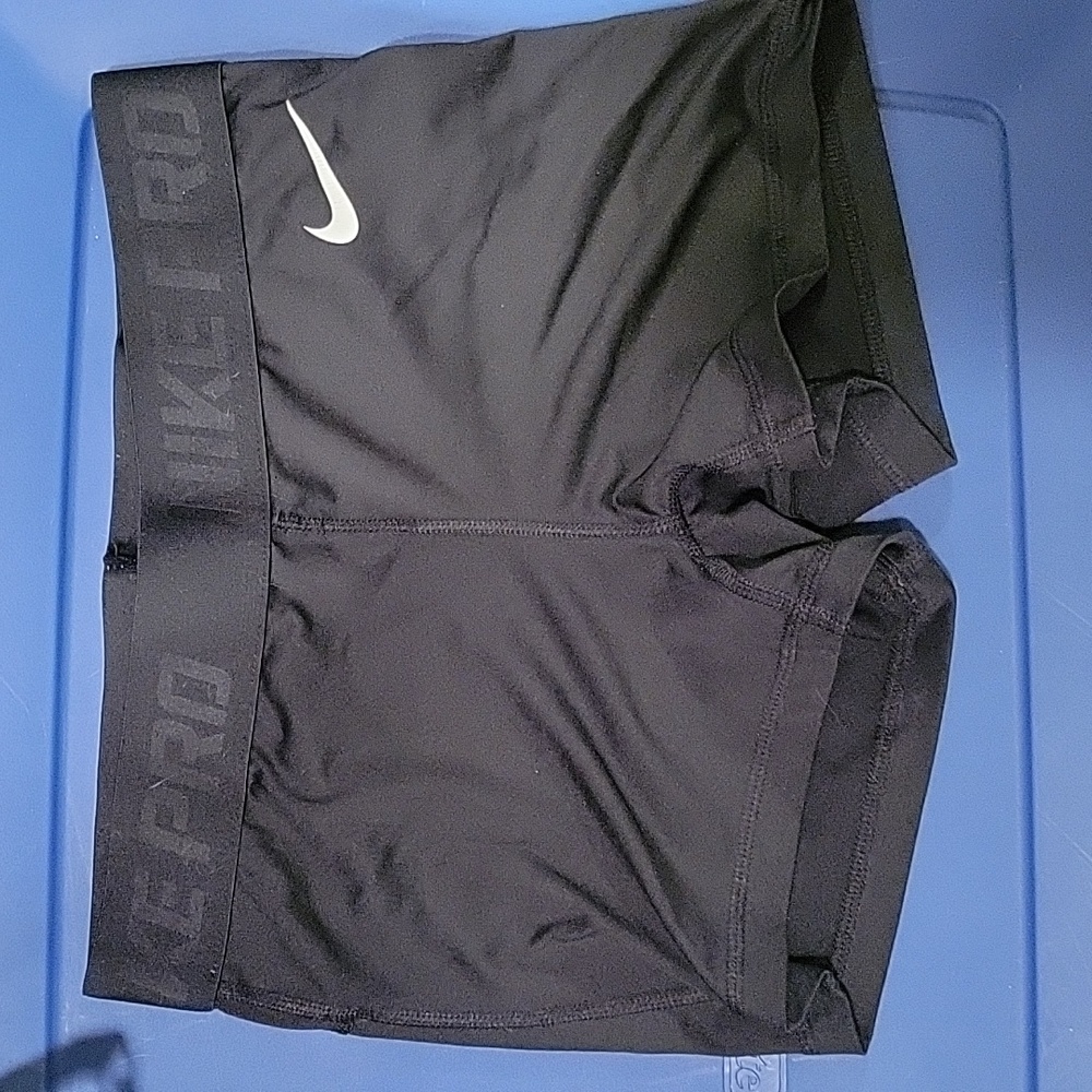 Black Nike work out shorts